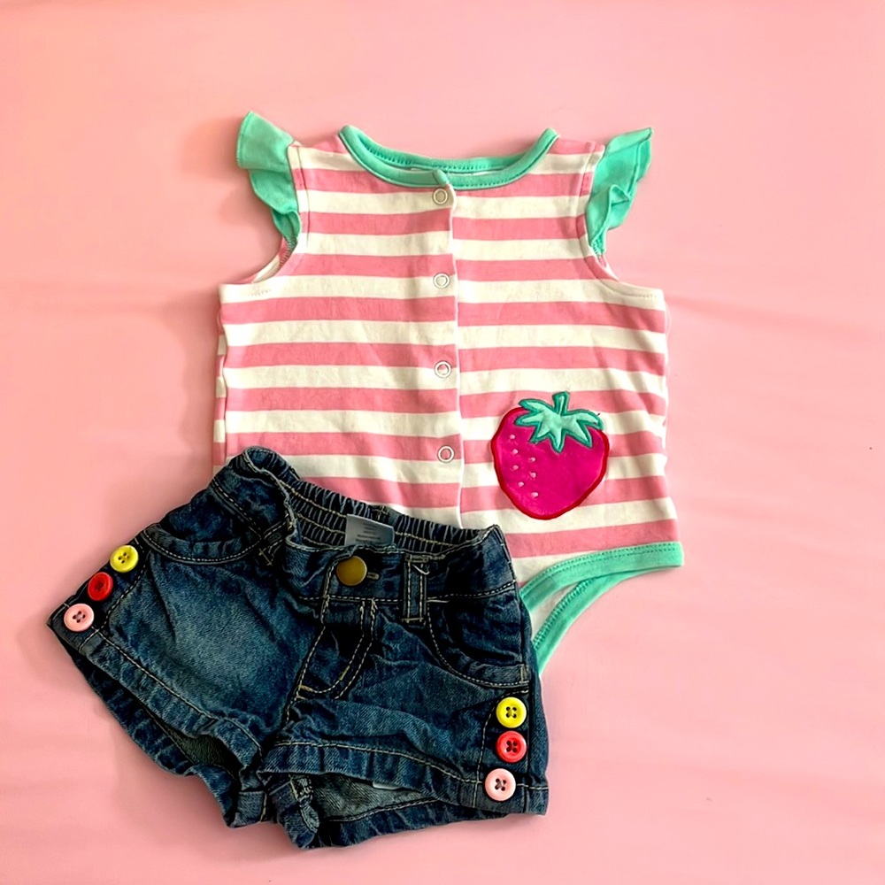 INFANT GIRLS SHORT SET : SIZE 3-6 MONTHS